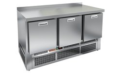 Стол холодильный HICOLD GNE 111/TN BOX